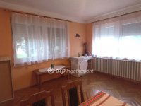 Eladó családi ház, Jászfényszarun 50 M Ft, 3 szobás