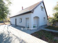 Eladó családi ház, Ráckevén 81.8 M Ft, 4 szobás