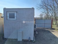 Eladó családi ház, Bicskén 21.5 M Ft, 2 szobás