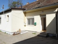 Eladó sorház, Pécsett, Majorossy Imre utcában 64.9 M Ft