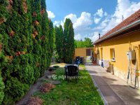 Eladó családi ház, Cegléden 44.9 M Ft, 1+2 szobás