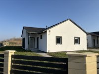 Eladó családi ház, Ráckevén 88.9 M Ft, 4 szobás