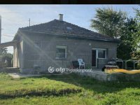 Eladó családi ház, Tápiószelén 29.9 M Ft, 2 szobás