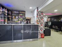 Eladó üzlethelyiség, Jászjákóhalmán 54 M Ft