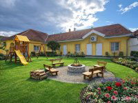 Eladó családi ház, Egerben 129 M Ft, 6 szobás