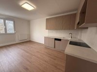 Eladó panellakás, Pécsett 50.9 M Ft, 3 szobás