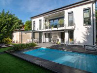 Eladó családi ház, Nagykovácsiban 398 M Ft, 6 szobás