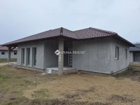 Eladó családi ház, Kiskunlacházán 92.9 M Ft, 4 szobás