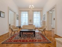 Eladó téglalakás, V. kerületben 259.9 M Ft, 3 szobás