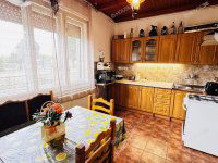 Eladó családi ház, Kecskeméten 64.9 M Ft, 4 szobás