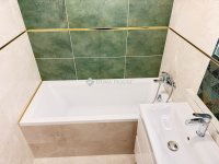 Eladó panellakás, Pécsett 55.9 M Ft, 3 szobás