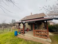 Eladó családi ház, Vecsésen 94.9 M Ft, 4 szobás