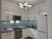 Kiadó téglalakás, albérlet