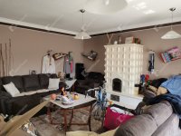 Eladó családi ház, Kisbéren 100 M Ft, 7 szobás