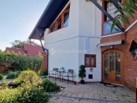 Eladó családi ház, Pécsett, Szövőgyár utcában 148 M Ft