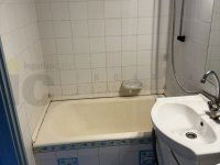 Eladó téglalakás, Szegeden, Csongrádi sugárúton 36 M Ft