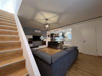 Eladó téglalakás, VI. kerületben 134.9 M Ft, 4 szobás