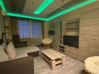 Eladó panellakás, Debrecenben 63.8 M Ft, 3 szobás