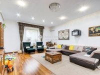 Eladó családi ház, XVII. kerületben 449 M Ft, 8 szobás