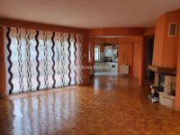 Eladó téglalakás, Budakeszin 140 M Ft, 5 szobás