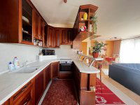 Eladó téglalakás, Pécsett 97.9 M Ft, 4 szobás