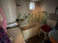 Eladó családi ház, Zsákán 5.7 M Ft, 2 szobás