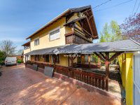 Eladó családi ház