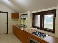 Eladó családi ház, Ercsiben 39.9 M Ft, 3 szobás