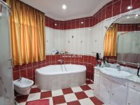 Eladó családi ház, Gödön 400 M Ft, 7+1 szobás