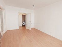 Eladó panellakás, XVIII. kerületben 61.9 M Ft, 2+1 szobás