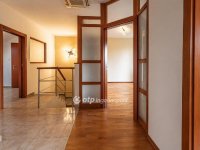 Eladó téglalakás, Pápán 86 M Ft, 3 szobás