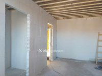 Eladó téglalakás, Pécsett 65.457 M Ft, 3 szobás