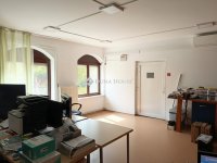 Eladó családi ház, Debrecenben 155 M Ft, 9 szobás