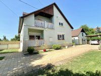 Eladó családi ház, Szegeden 114.7 M Ft, 4 szobás