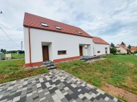 Eladó ikerház, Felsőörsön 140 M Ft, 4+1 szobás
