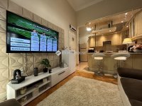 Eladó téglalakás, VII. kerületben 77 M Ft, 2 szobás