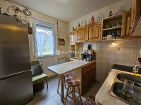 Eladó panellakás, Pécsett 44.9 M Ft, 2 szobás