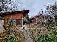 Eladó ipari ingatlan, III. kerületben 145 M Ft