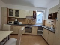 Kiadó téglalakás, albérlet, Pécsett 350 E Ft / hó, 4 szobás
