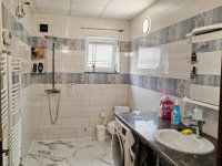 Eladó családi ház, Vecsésen 74.9 M Ft, 4 szobás