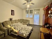 Eladó panellakás, Kiskunfélegyházán 32.9 M Ft, 3 szobás