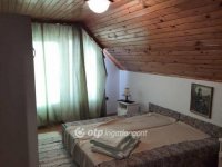 Eladó családi ház, Vonyarcvashegyen 145 M Ft, 7+1 szobás