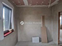 Eladó családi ház, Szegeden 231.874 M Ft, 5 szobás