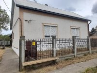 Eladó családi ház, Újkenézen 13 M Ft, 3 szobás