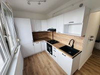 Eladó panellakás, Nyíregyházán 47.9 M Ft, 3 szobás