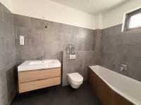 Eladó téglalakás, III. kerületben 279.9 M Ft, 4 szobás