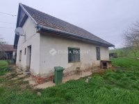 Eladó családi ház, Nemesapátiban 11 M Ft, 2 szobás