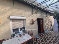 Eladó családi ház, Taksonyon 64.9 M Ft, 3 szobás