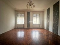 Eladó téglalakás, Szombathelyen 49 M Ft, 3 szobás