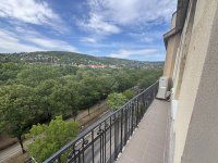 Kiadó téglalakás, albérlet